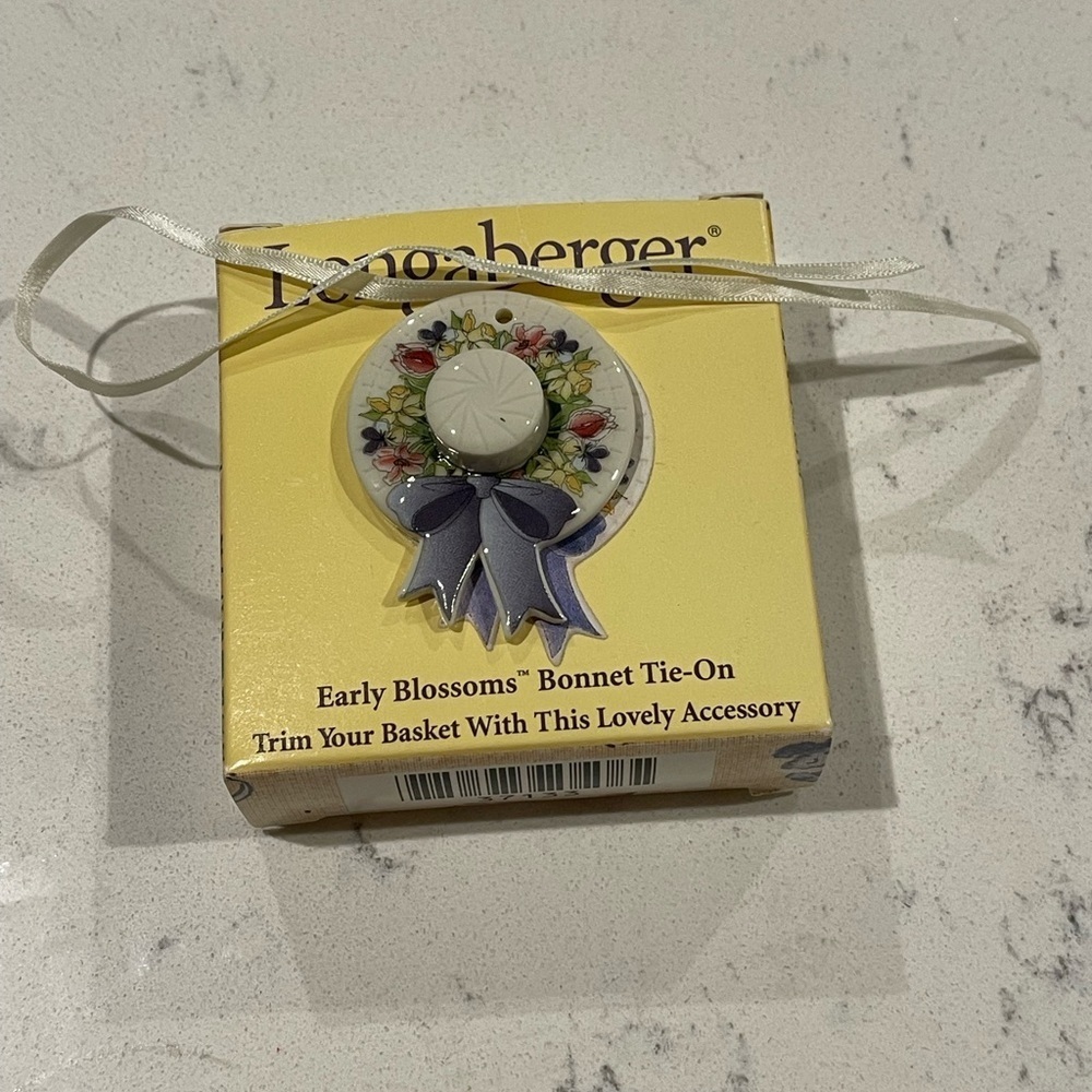 Longaberger basket tie on new without tags